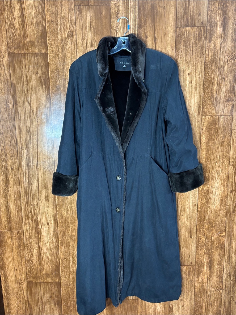 Jones New York Black Long Robe with Faux Fur Trim